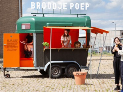 Broodje poep installatie | Foto: Dutch Design Week
