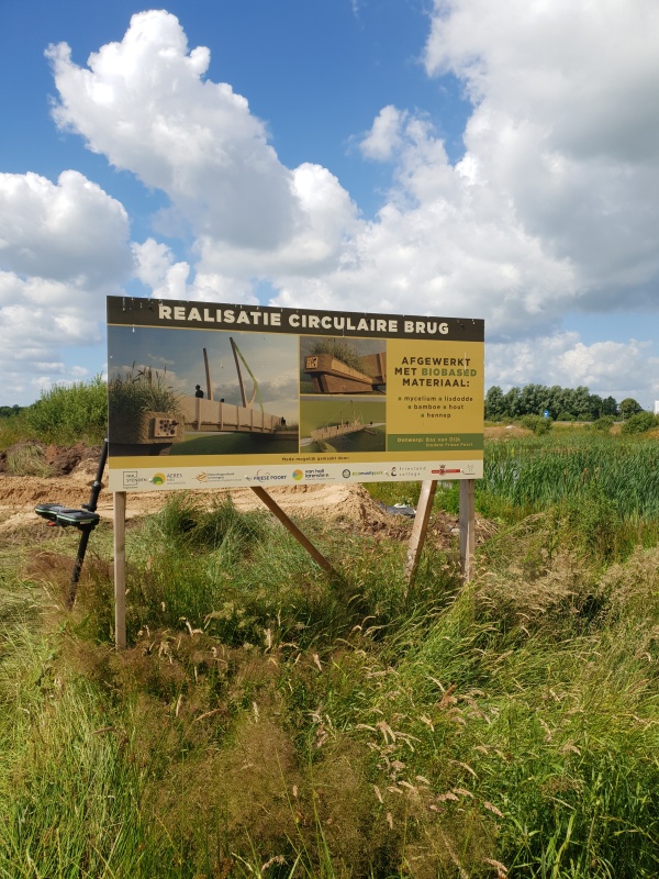 Informatiebord circulaire brug Ecomunitypark | Ontwerp: Bas van Dijk