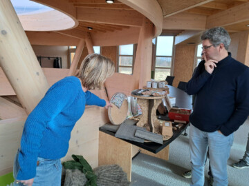 Petra Boorsma geeft uitleg over Biobased bouwmaterialen | foto: HanzePro