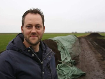 Pg 2 3 pieter van der valk ferwoude s r detail